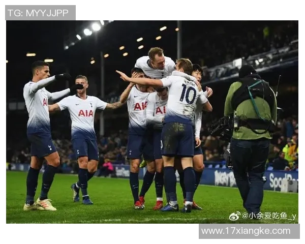 热刺与狼队激战正酣英超赛场上演精彩对决与战术较量